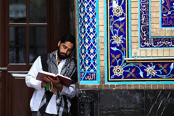 مراسم معنوی اعتکاف در مسجد گوهرشاد