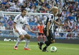 پیروزی اسطوره بر اسطوره پیروزی اسطوره بر اسطوره