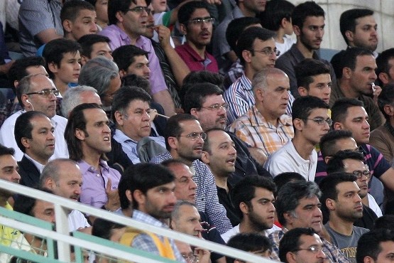 سکوت علی کریمی شکست سکوت علی کریمی شکست