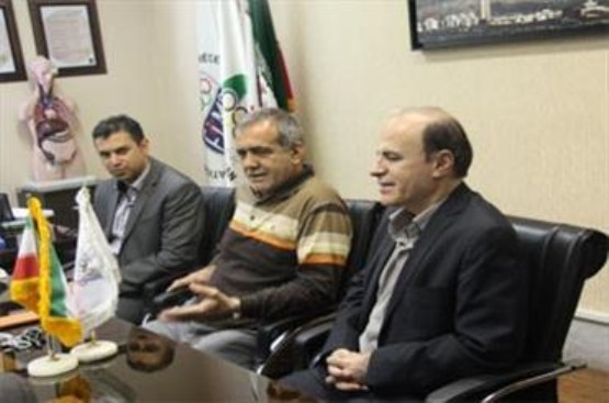 بازدید عضو فراکسیون ورزش مجلس از فدراسیون پزشکی ورزشی