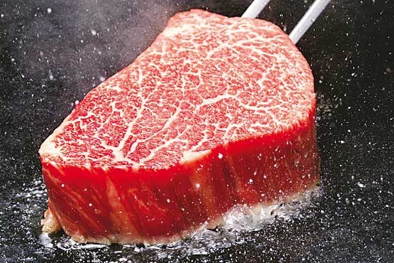 تأثیر مصرف زیاد گوشت قرمز در بروز این سرطان را جدی بگیرید!