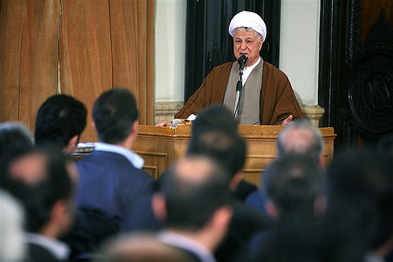 دیدار فعالان اقتصادی مازندران با آیت‌الله هاشمی