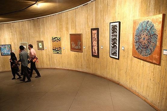 نمایش 600 اثر هنری در گالری شکوه