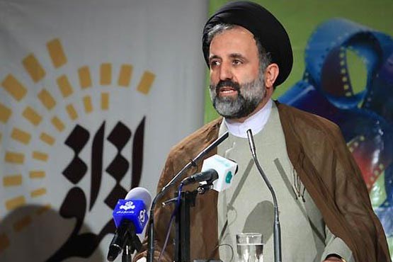 علی جمع اضداد بود