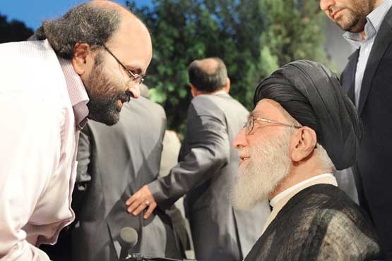 آگاهی شاعر از مسائل کشور به تحلیل منجر میشود آگاهی شاعر از مسائل کشور به تحلیل منجر میشود