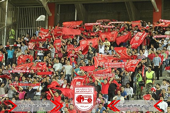 دختر تماشاگر با لباس پسرانه دستگیر شد