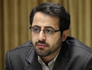 فاضل نظری در برنامه آبی آسمانی فاضل نظری در برنامه آبی آسمانی