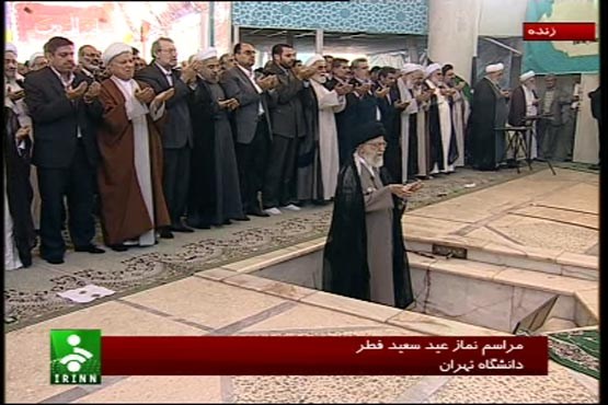 نماز با شکوه عید سعید فطر در دانشگاه تهران اقامه شد نماز با شکوه عید سعید فطر در دانشگاه تهران اقامه شد