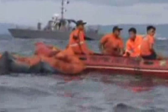 عملیات نجات قربانیان حادثه دریایی فیلیپین