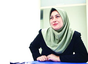 با ژاله صادقیان، مجری برنامه عصر خانواده: شغل اجرا حساس و بدون آینده است