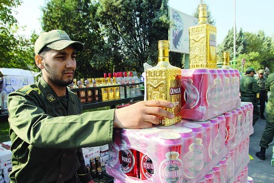 تصویب فوریت طرح اصلاح قانون قاچاق کالا و ارز درباره مشروبات الکلی