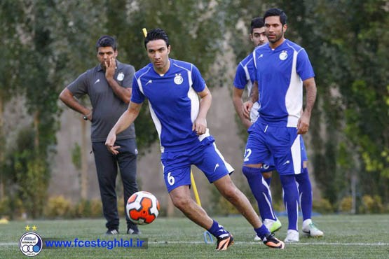 نکونام: مسوول پرسپولیس در حدی نیست درباره‌ام صحبت کند!