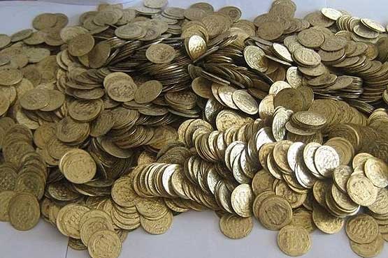 کشف 11 هزار قطعه سکه عتیقه تقلبی در اصفهان