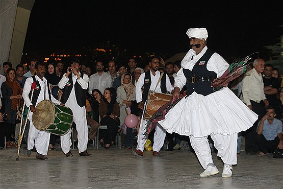 افتتاح جشنواره و نمایشگاه گردشگری