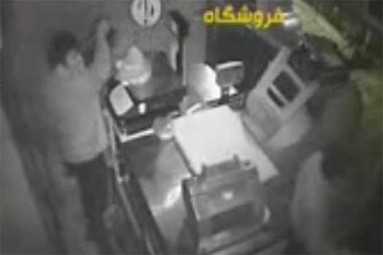 سارقانی که وعده سرقت می‌دهند
