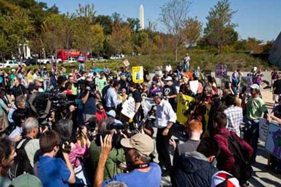 تظاهرات مردم امریکا در اعتراض به بحران سیاسی مالی