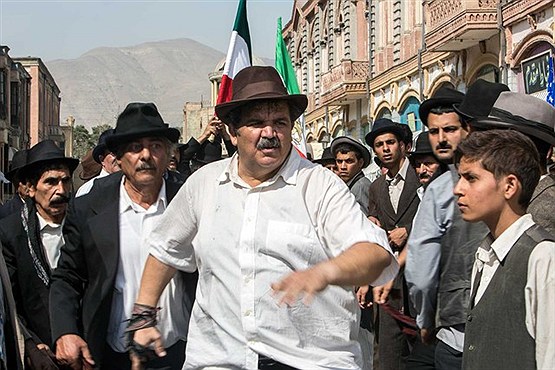 کیانوش گرامی سردسته اوباش «کلاهپهلوی» میشود کیانوش گرامی سردسته اوباش «کلاهپهلوی» میشود