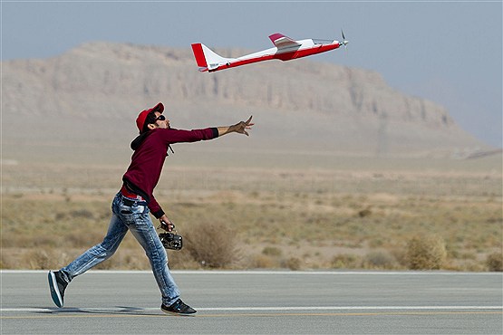 جشنواره استانی پرواز هواپیماهای بدون سرنشین