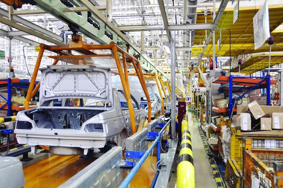 خط تولید ایران خودرو در عمان راه‌اندازی می‌شود