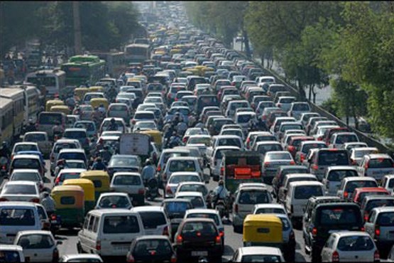 انتقاد وزارت بهداشت از تردد 3 میلیون خودروی آلاینده هوا