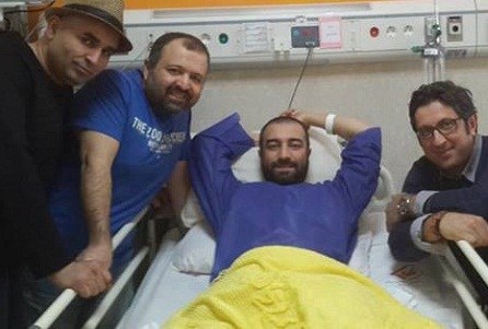 ترخیص مجید صالحی از بیمارستان پس از دهمین عمل جراحی‌اش