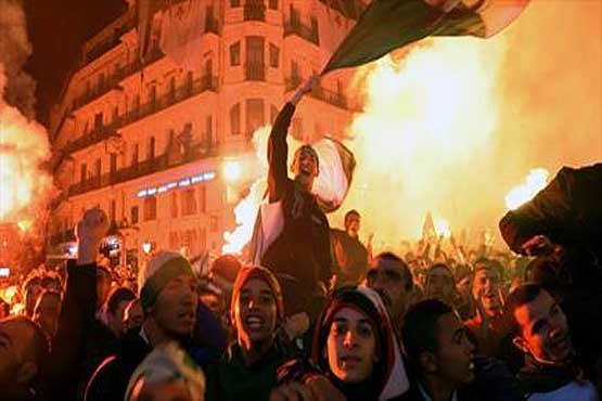 شادی صعود به جام جهانی جان 12 نفر را در الجزایر گرفت شادی صعود به جام جهانی جان 12 نفر را در الجزایر گرفت