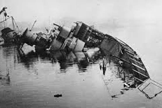 ناوگان دریایی فرانسه عمدا نابود شد