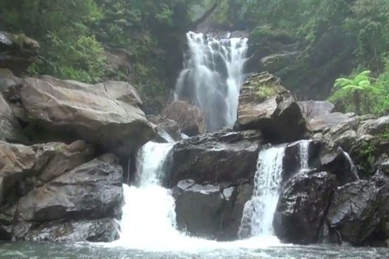 طبیعتی زیبا از آبشارهای جهان