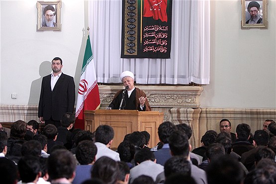 دیدار جمعی از دانشجویان با هاشمی رفسنجانی