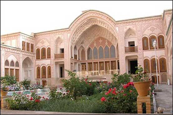 سونا و جکوزی در خانه تاریخی عامری ها