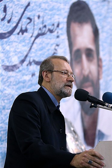 حضور علی لاریجانی در سالگرد شهید احمدی روشن
