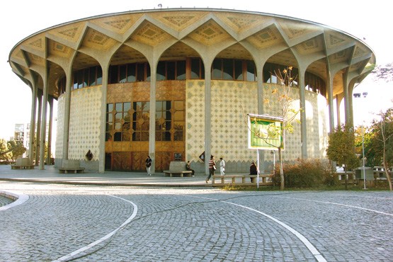 زمستان برای تئاتر ایران