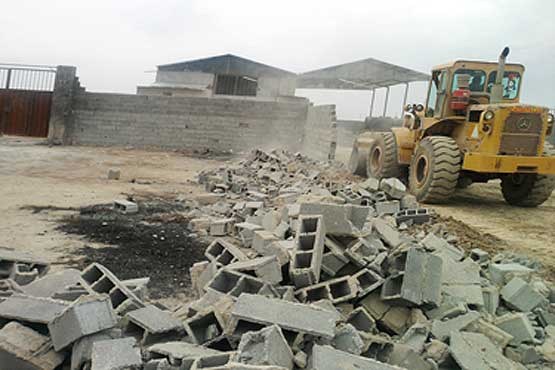 تخریب ساخت و سازها در اراضی پارک ملی سرخه حصار