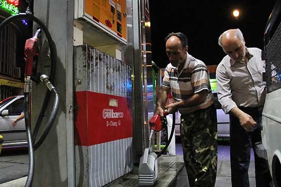 کاهش 200 میلیون لیتری مصرف بنزین در ماه رمضان