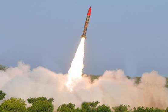 پاکستان موشک با قابلیت حمل کلاهک هسته‌ای آزمایش کرد