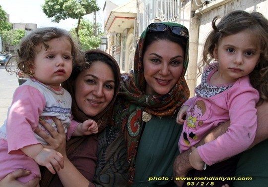 تلاش خواهران اسکندری برای جلب رضایت از خانواده مقتول/ عکس