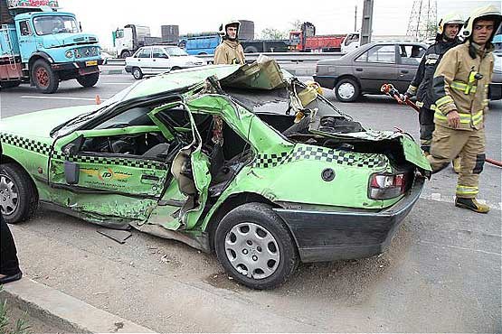 تصادف زنجیره‌ای 11 خودرو در زنجان