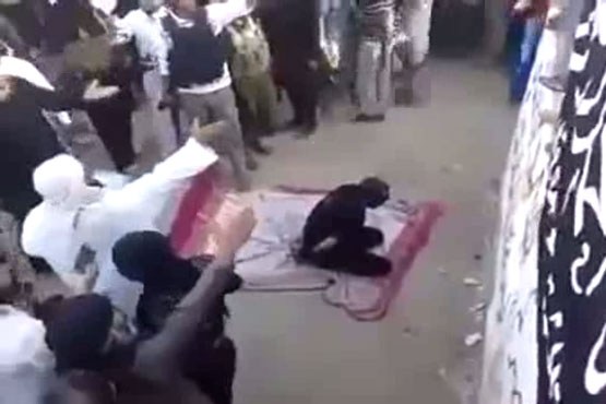 اعدام نوجوان سوری به دست عناصر داعش