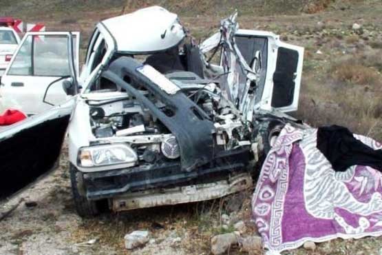 مرگ 6 عضو یک خانواده در تصادف پراید با کامیون