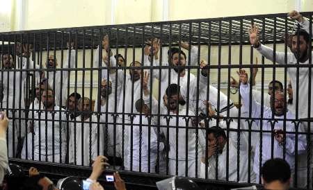 تایید حکم اعدام رهبر و 182 حامی اخوان المسلمین مصر