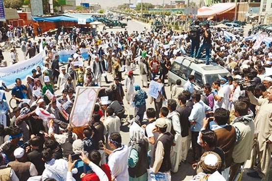 تجمع هواداران عبدالله در‌ خیابان‌های‌ کابل