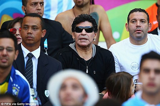 اعتراض شدید مارادونا به تبعیض‌های فیفا