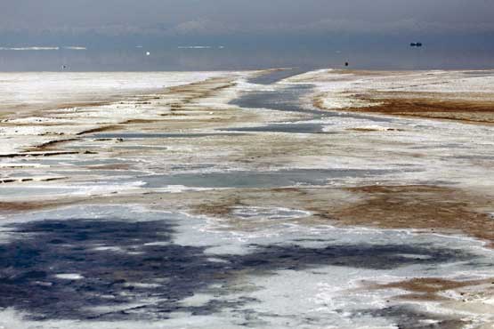 ارتفاع آب دریاچه ارومیه 15 سانتیمتر افزایش یافت