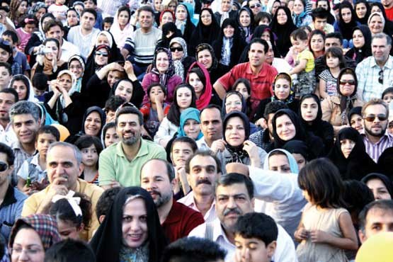 جمعیت ایران رو به افزایش است