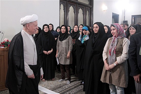 دیدار جمعی از جوانان فعال سیاسی و فرهنگی با هاشمی رفسنجانی