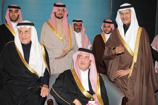ورود سرزده مقامات ارشد عربستان به قطر