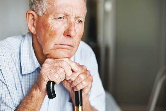 متاسفانه جامعه شناخت کافی نسبت به نشانه های آلزایمر در دوران سالمندی ندارد