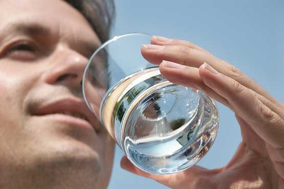 بیماری هایی که با نوشیدن آب قابل کنترل هستند