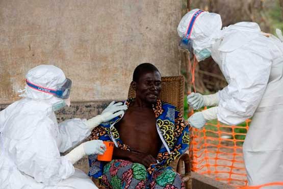 ابولا در کمین پرستاران و نظامیان + عکس