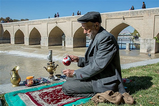زندگی کنار زاینده رود جان گرفت